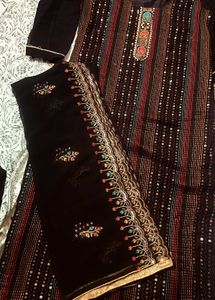 maroon colour straight suit