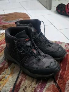 Asian Trekking Shoes UK 10