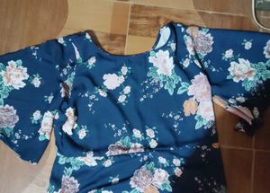 Floral Print Flared Sleeve Dress