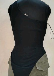 Chic Black One-Shoulder Top