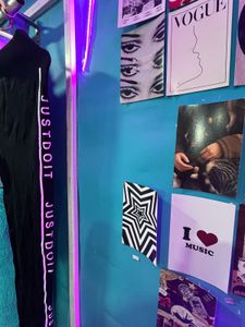 Black Leggings with Side Stripe