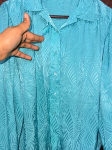 Elegant Teal Leaf Print Shirt🩵