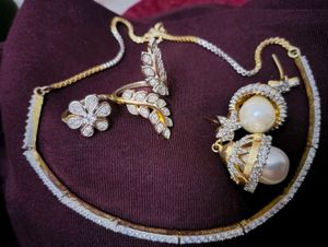 Pearl &amp; Rhinestone Jewelry Set