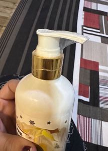 Nykaa Wanderlust Swiss Vanilla Body Lotion