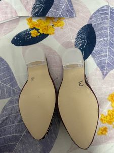 Embellished Ethnic Mojaris