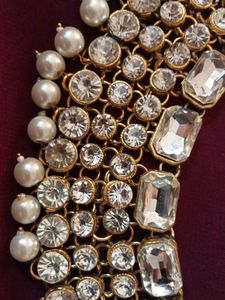 Sparkling Jewelry Set - Necklace &amp; Earrings
