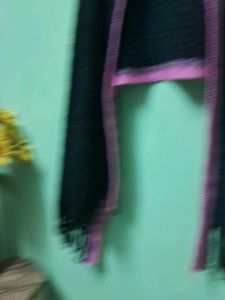 Cozy Black &amp; Pink Knit Shawl New🩷🖤