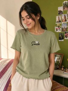 Cute Smile Daisy T-Shirt