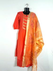 Coral Embroidered Kurta Set For Women's