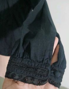 Vintage Chic Black Long Sleeve Ruffled Blouse