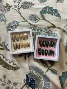 Chic Press-On Nails Set