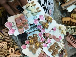 Cute Flower Hair Clips (Set of 2)