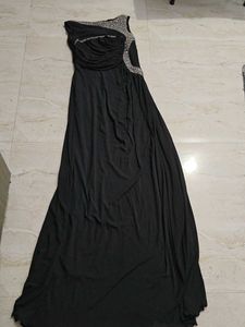 Elegant Black One-Shoulder Embellished Maxi Dress