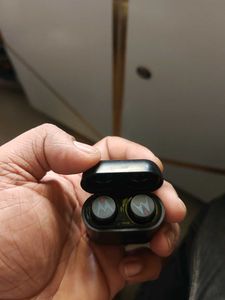 Motorola Earbuds