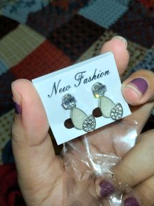 Sparkly Teardrop Earrings