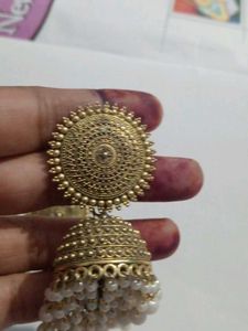 Traditional Gold Jhumka Earrings with Pearls