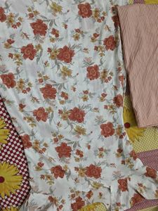 Ladies Suit In Excellent Condition For Sale