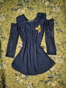 Navy Blue Top Women's 💙
