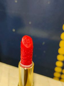 Estee Lauder Lipstick
