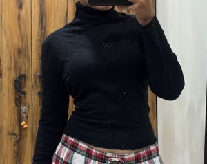 high neck black winter top size M-L