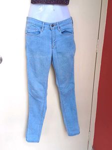 forever21 Light Wash Skinny Fit Jeans