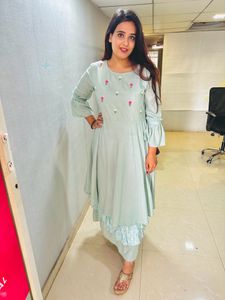 Long Indo We Gown