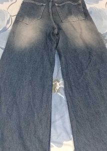 Distressed Wide Leg Jeans