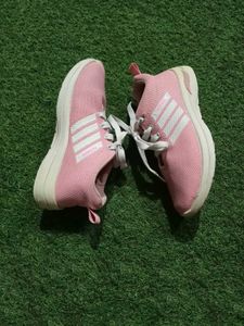 Stylish Pink Sneakers for Women
