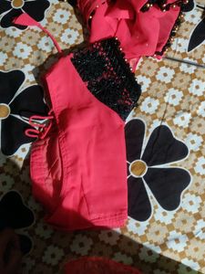 Heavy Border Saree With Blouse