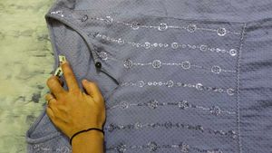 💜 Embroidered Kurta