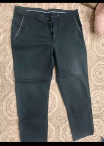 Black jeggings in 32 waist combo