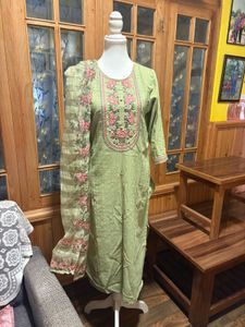Elegant Green Kurta Set with Dupatta