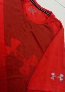 Under Armour Red T-Shirt