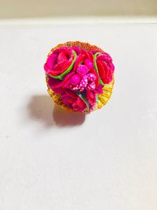 Exquisite Floral Ring