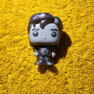 STRANGER THINGS × KINDER JOY — STEVE UPSIDE DOWN