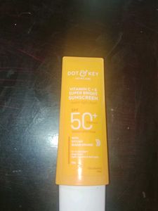 Dot &amp; Key Vitamin C + E Sunscreen SPF 50
