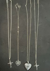 Trendy pendants