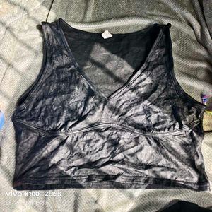 I. Black V-Neck Crop Tank Top