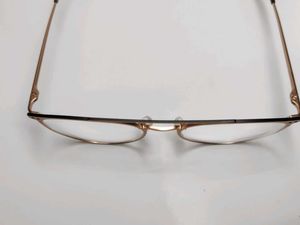 Stylish Rose Gold Rpund Metal Frame