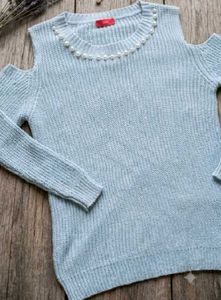 Light Blue Cut-Out Sweater with Pearls