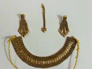 Elegant Gold Stone Jewelry Set