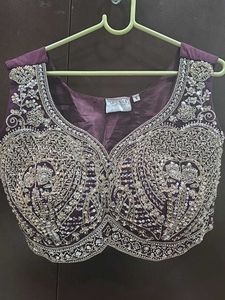 Ethnic Blouse and Readymade Saree with