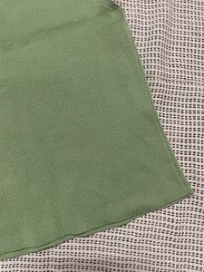 Chic Green Sleeveless Mock Neck Top