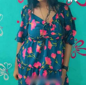 Chic Floral Print Dress