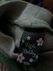 Good Condition No Stain N Tore