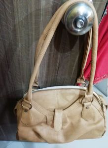 Hand bag