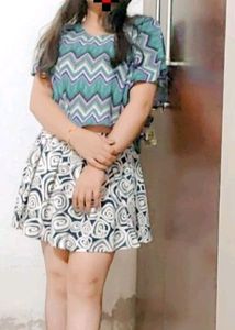 Price drop 400 to 300 Crop Top with short skirt (c