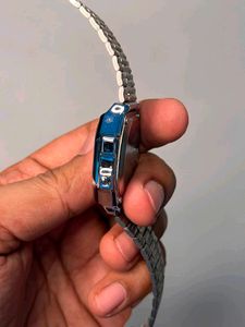 Unisex digital watch