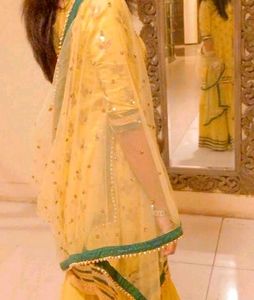 Green Embroidered garara with duppata set💖💖
