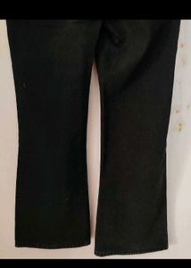 Trendy Black Flare Jeans